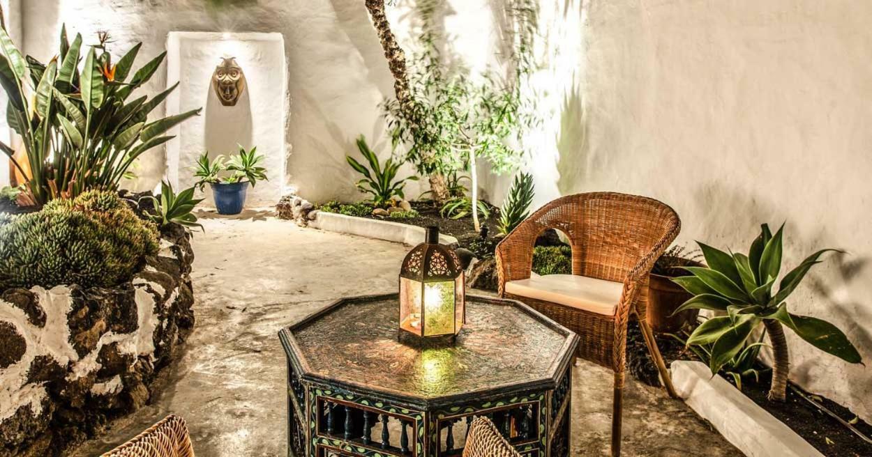 Los Lirios Hotel Rural - Adults Only Тіас Екстер'єр фото