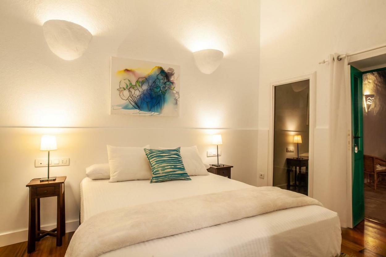 Los Lirios Hotel Rural - Adults Only Тіас Екстер'єр фото