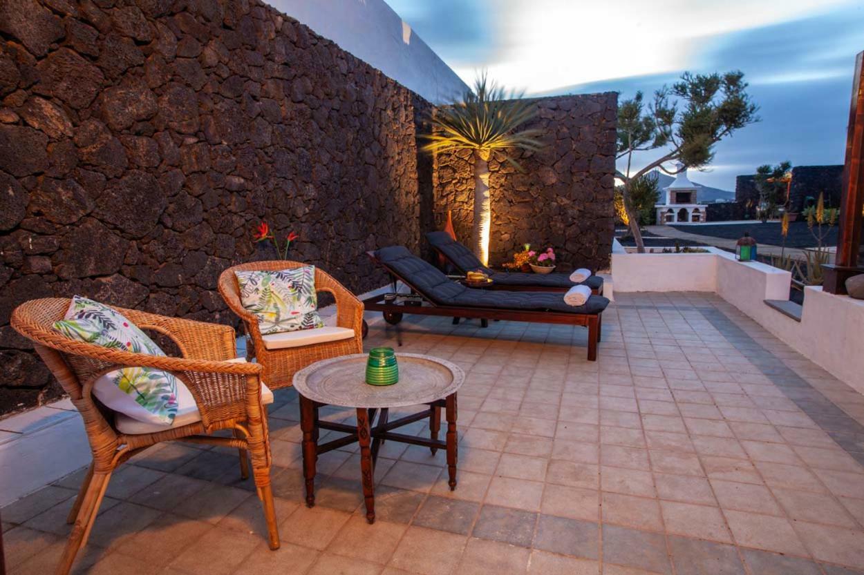 Los Lirios Hotel Rural - Adults Only Тіас Екстер'єр фото