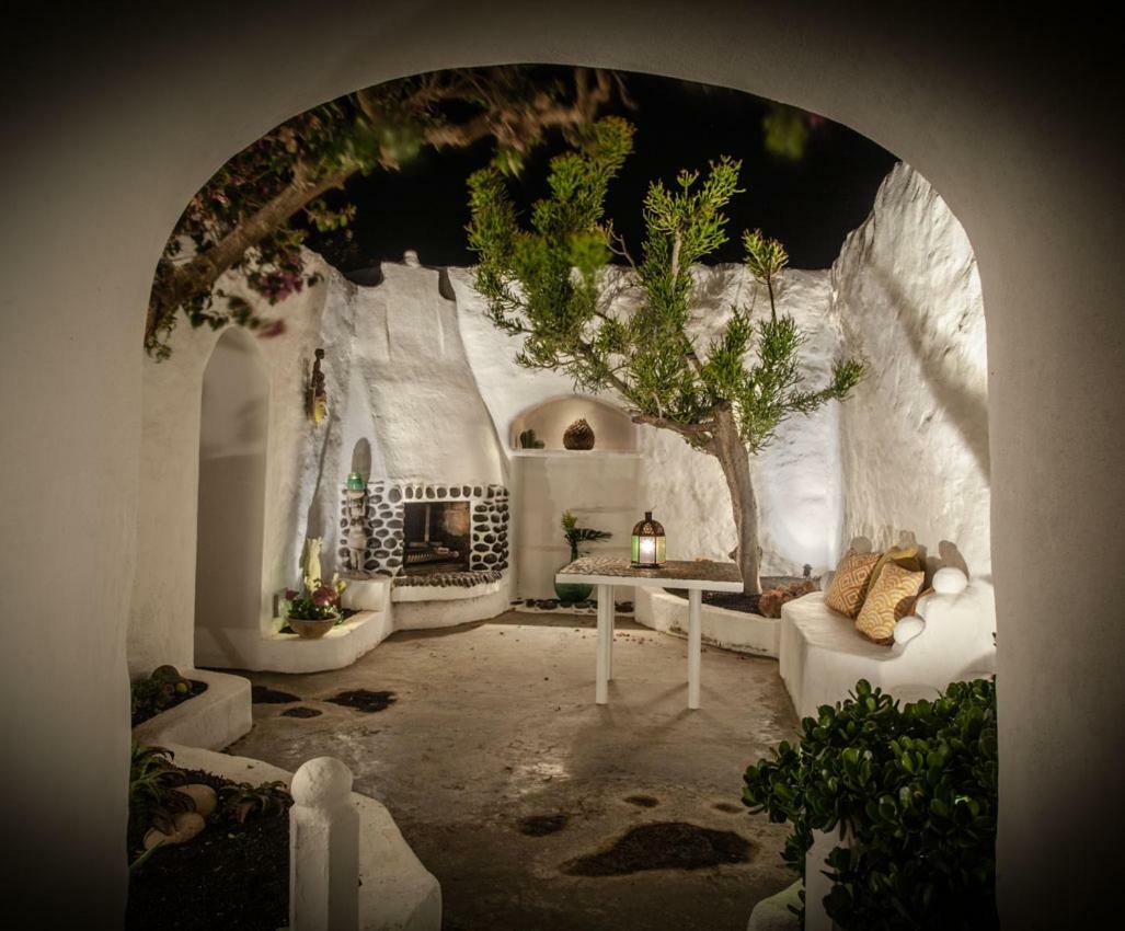 Los Lirios Hotel Rural - Adults Only Тіас Екстер'єр фото